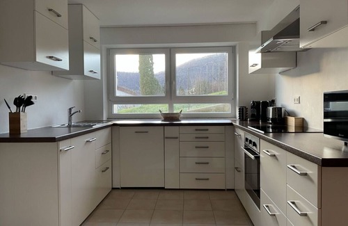 Unterlenningen Apartment | Holiday apartment Talblick