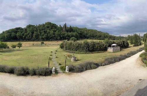 Cincelli Apartment | Holiday apartment with swimming pool and parking