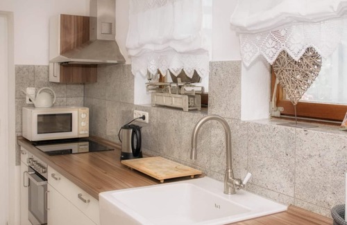 Burglengenfeld Apartment | Holiday Apartment '"Auszeit" with Wi-Fi