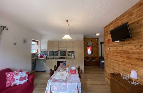Pieve di Ledro Apartment | Holiday apartment with pool