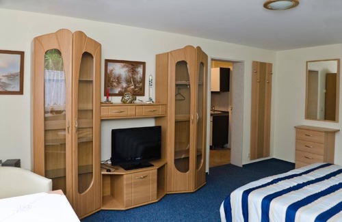 Heinersdorf Apartment | Holiday apartment Berlin for 1 - 4 persons with 2 bedrooms - Holiday apartment