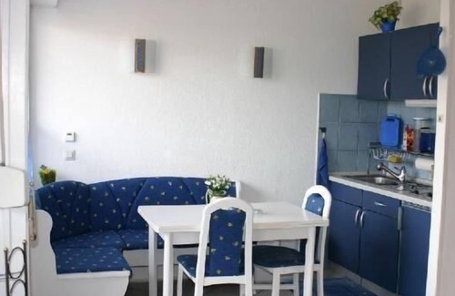 Lichtenrade Apartment | Holiday apartment Berlin for 1 - 6 persons with 2 bedrooms - Holiday apartment in one or multi-famil