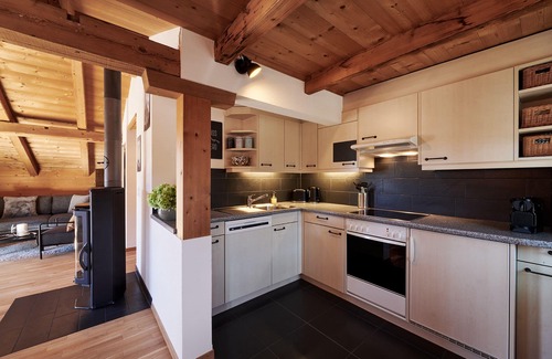 Klosters Dorf Apartment | Holiday Apartment "Dorf" with Mountain View, Balcony & Wi-Fi