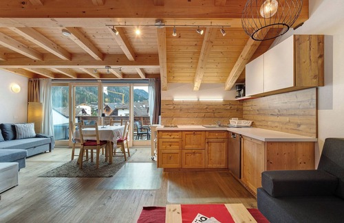 La Villa Apartment | Holiday Apartment 'Ciasa Irene Mansarde' near Ski Slopes with Terrace & Mountain View