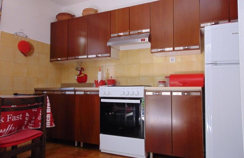 Cove Donja Krusica (Donje selo) Apartment | Holiday apartment Grohote for 2 persons with 1 bedroom - Holiday apartment in one or multi-family ho