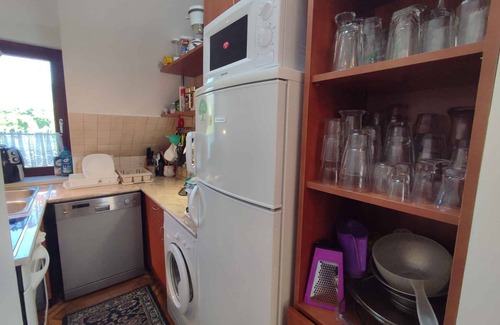 Balatonfured Apartment | Holiday apartment with modern furniture and washing machine