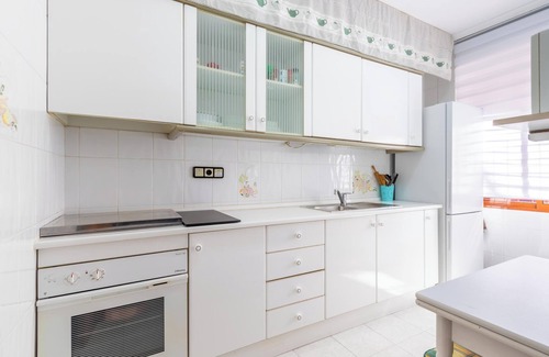 Campoamor Apartment | Holiday Apartment in Alicante with Air Conditioning & WiFi