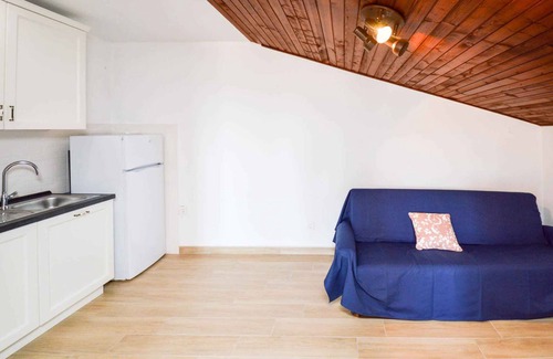 Pula Apartment | Holiday apartment in quiet and sunny surroundings