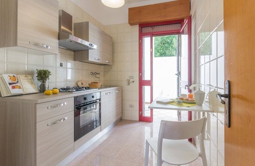 Torre Lapillo House | Holiday apartment close to the beach (TL24)
