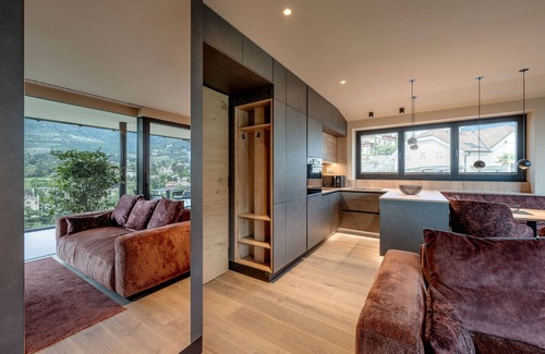 Merano Apartment | Holiday Apartment 'Levita Living Freiheit' with Mountain View and Private Terrace