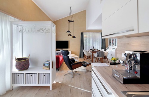 Herbstein Apartment | Holiday Apartment "Leben Am Weinberg" with Shared Terrace, Shared Garden & Wi-Fi