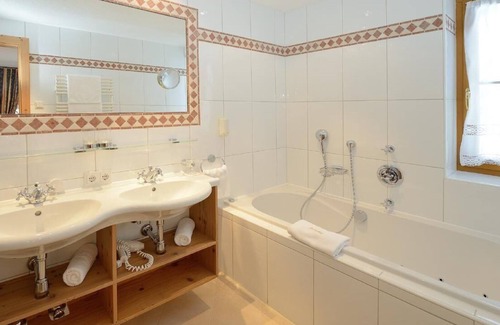 Lech am Arlberg Apartment | Holiday apartment Lech for 1 - 4 persons with 2 bedrooms - Holiday apartment