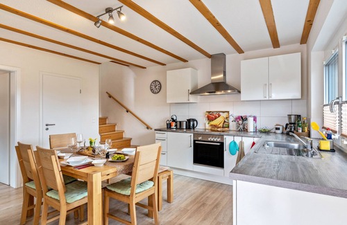 Schwanau Apartment | Holiday Apartment "Leppert" with Private Terrace & Wi-Fi