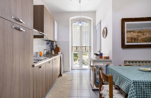Le Grazie Apartment | Holiday Apartment "Marta" in Le Grazie - Portovenere - with Sea View, Balcony & Wi-Fi