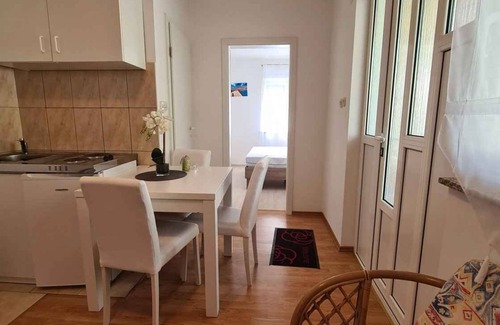 Seline Apartment | Holiday apartment mit Klimaanlage und Terrasse
