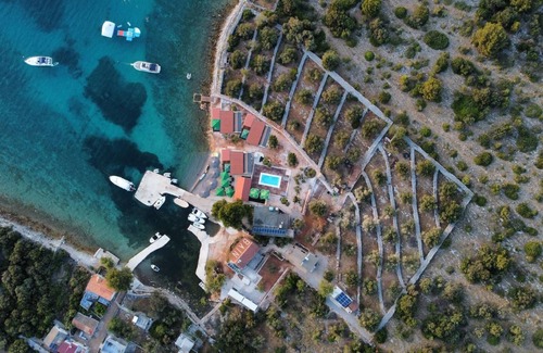 Kornati Apartment | Holiday apartment Murter (Ort) for 1 - 4 persons with 2 bedrooms - Holiday apartment