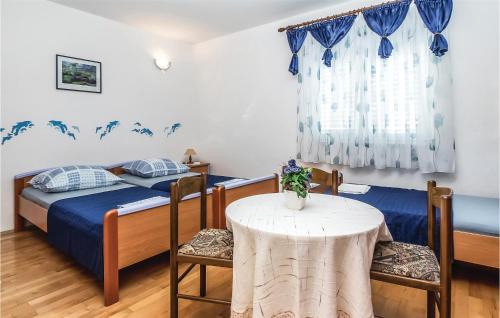Tice Apartment | Holiday Apartment Omis 07