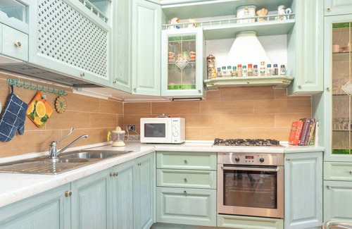Telti Apartment | Holiday Apartment "Résidence Villa Smeralda 7" with Shared Pool