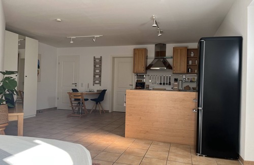 Wenden Apartment | Holiday Apartment 'SCHEPPEs AUSZEIT' with Private Terrace, Garden View and Wi-Fi