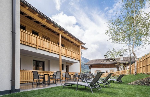 Pracupola Apartment | Holiday Apartment "Seebrunn - Riemerbergl Alm" with Wide View, Wi-Fi and Terrace