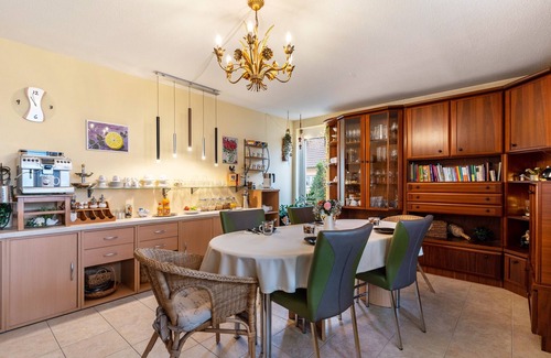 Ettenheim Apartment | Holiday Apartment with Balcony and Wi-Fi