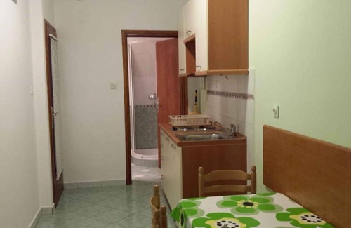 Jadranovo Apartment | Holiday apartment with air conditioning directly at the sea