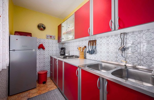 Crveni Vrh Apartment | Holiday apartment with sea view