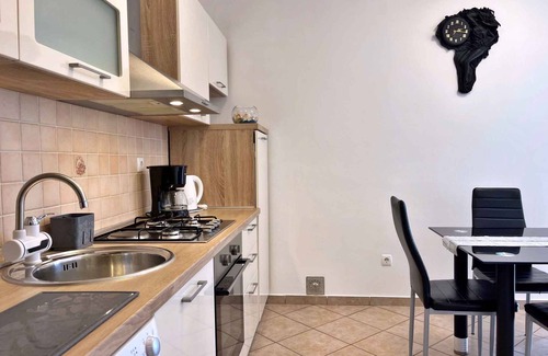 Polje Apartment | Holiday apartment with a/c