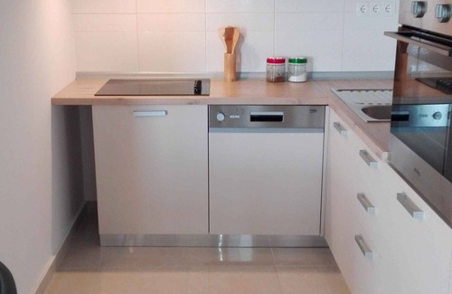 Rtina Apartment | Holiday apartment with sea view and air conditioning