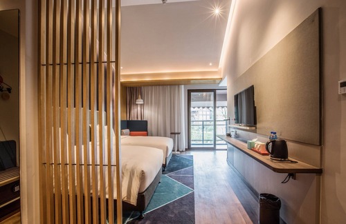 Qinglong County Bed & Breakfast | Holiday Inn Express Guizhou Qinglong by IHG