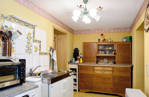 Buttlar House | Holiday Cottage "Ferienwohnung-Cottage Rhöner Kräuterwerk" with Private Terrace & Wi-Fi