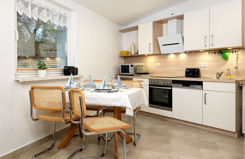 Gollwitz Apartment | Holiday apartment Erika - Cozy half of the house in Gollwitz for 5 people and a