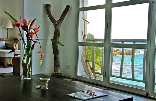 Glacis Apartment | Holiday Family Flat with Sea Views