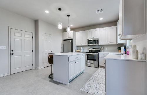 San Angelo House | Holiday Haven with 3 BR and 2 BA New