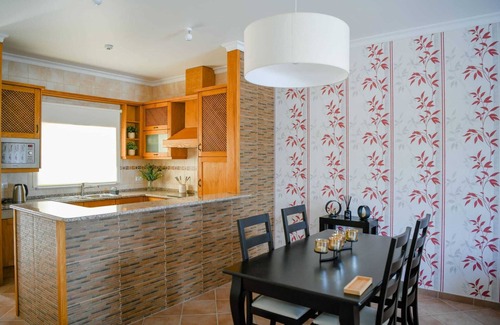 Aldeia dos Palheiros House | Holiday Home 'Herdade Monte Gordo - Casa 2' with Shared Pool, Wi-Fi and Air Conditioning