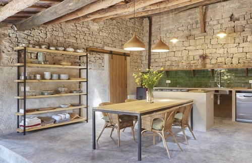 L'Ametlla de Segarra House | Holiday Home 'Comalats' with Private Pool, Private Terrace and Wi-Fi