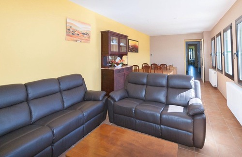 Sant Pere Pescador Villa | Holiday Home in St Pere Pescador with Pool