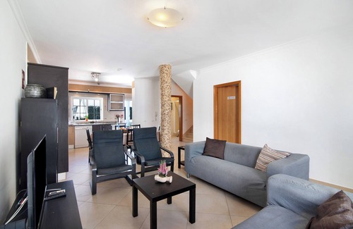 Manta Rota Villa | Holiday Home "Ideal Villas Residence" with Pool, A/C, BBQ, up to 12 people