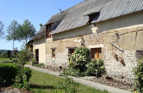 Gouvets House | Holiday home and mobile home with spacious garden, cleaning included