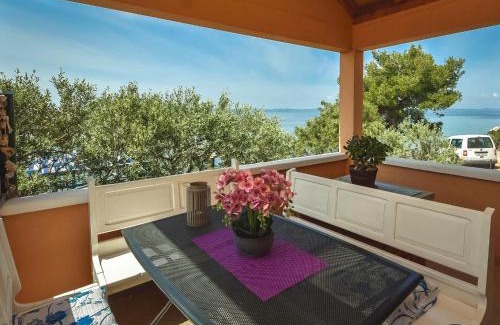 Dobropoljana House | Holiday Home Antica by Interhome