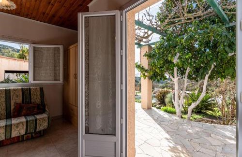 Coti-Chiavari House | Holiday Home Campestra by Interhome