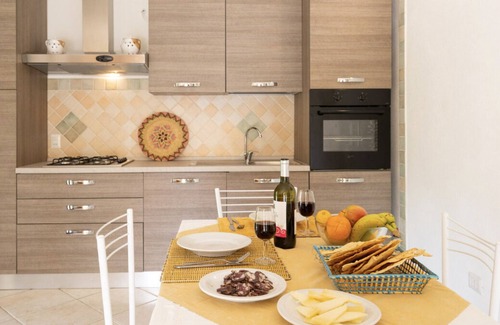 Buddittogliu Straulas House | Holiday Home 'Casa Capo Coda Cavallo' with Shared Pool, Wi-Fi and Air Conditioning