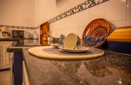 Sortelha House | Holiday Home 'Casa Da Cerca' with Mountain View, Wi-Fi and Air Conditioning