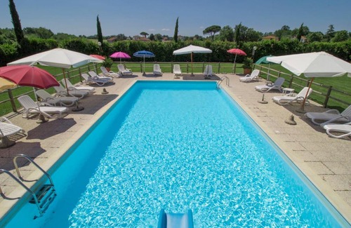 Orentano House | Holiday Home Casa Ponziani by Interhome