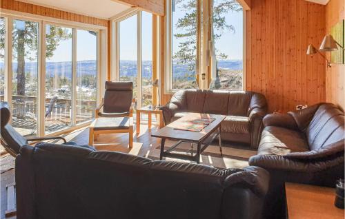 Øvre Ramse House | Holiday Home Dølemo Hillastadheia