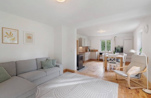 Neckarbischofsheim House | Holiday Home 'Ferienhaus Vergissmeinnicht' with Private Garden and Wi-Fi