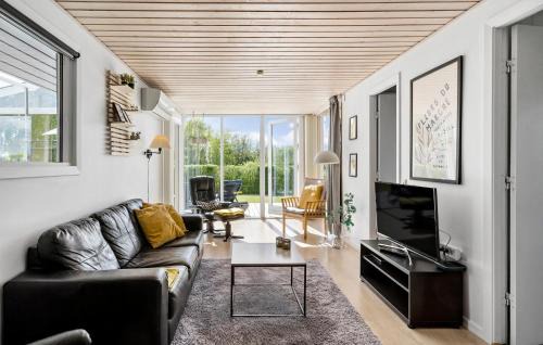 Rendbjerg House | Holiday Home Egernsund With A Fireplace 316
