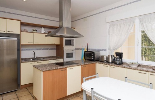 Nieva House | Holiday Home 'El Nogal De Nieva' with Private Pool, Private Terrace and Wi-Fi