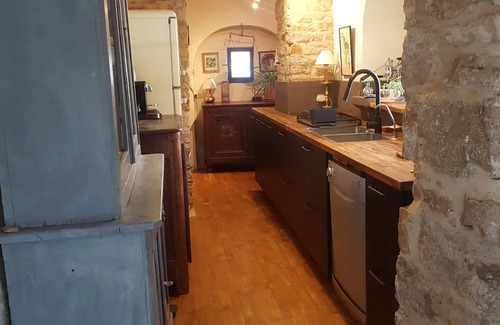 Limogne-en-Quercy House | Holiday Home 'Le Tonnelier' with Private Pool, Shared Terrace and Wi-Fi