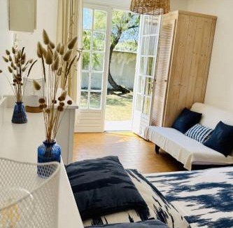 Saint-Denis-d'Oleron House | Holiday Home La Villa les Dunes by Interhome